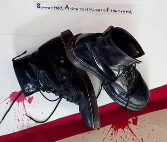 一双马丁靴两种形态,一双有质感的马丁靴