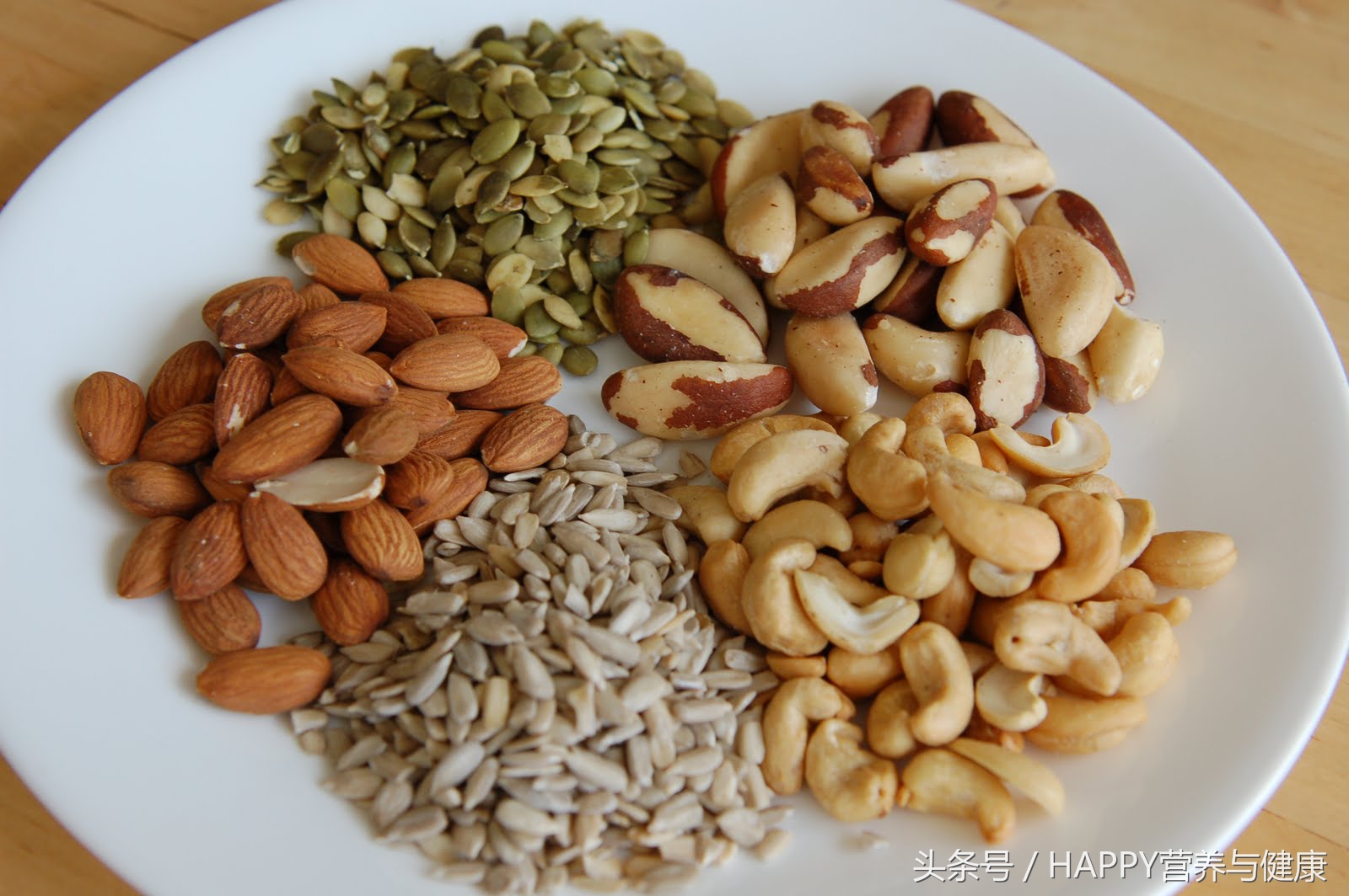 指甲变脆、开裂？你的身体里一定是缺少了这种元素！