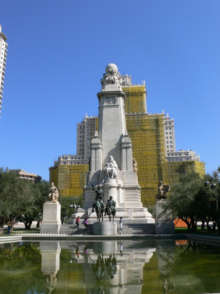 马德里不可思议镜面,马德里不可思议卡点