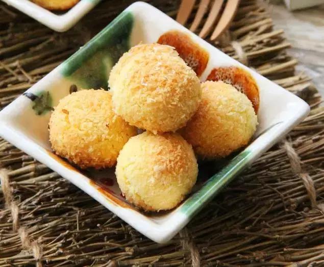 谁说南京糕点不多又不好吃的，就把这条微信扔给他！