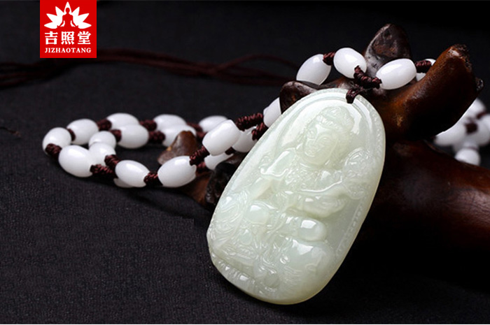 本命佛能戴着睡觉吗,晚上睡觉时本命佛放在什么位置好