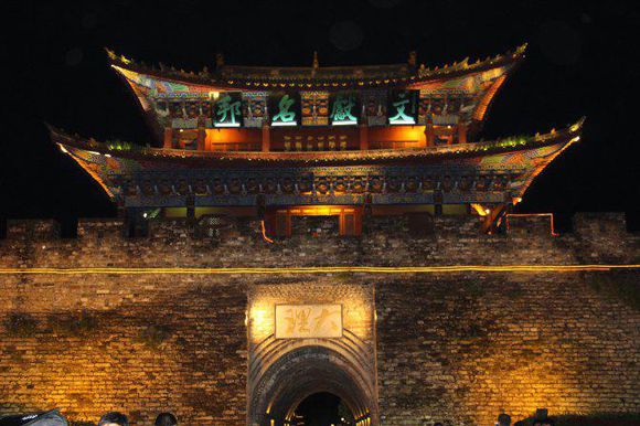 昆明石林大理丽江旅游攻略,万众瞩目的云南玩转昆明大理丽江