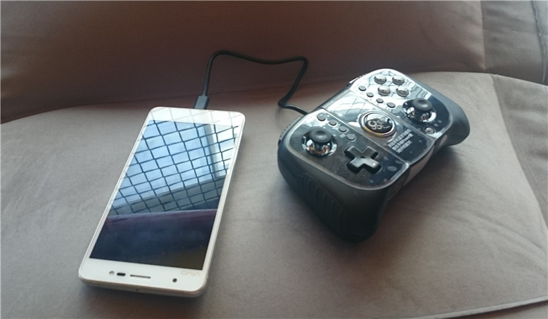 飞智wee手柄设置王者技能一键连招,飞智wee2t手柄支持ios15了吗