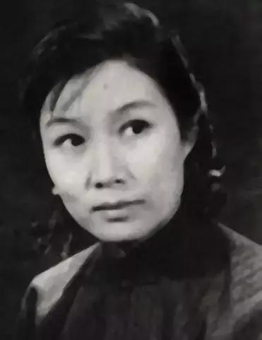 看看这些老戏骨年轻时有多美,这些老戏骨年轻的时候