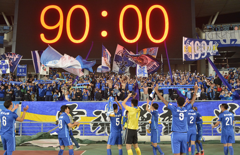 足球球迷很疯狂,足球球迷和普通球迷