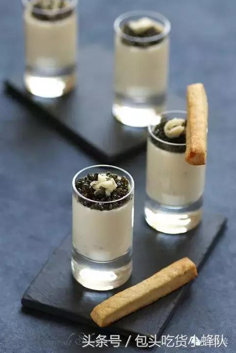 红色鱼子酱搭配的西餐料理做法,分子料理鱼子酱具体的做法