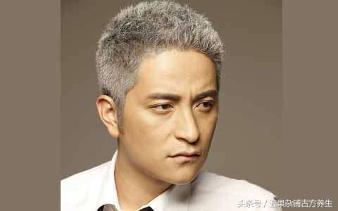 白发转黑民间秘方,白发转黑见效快的方子