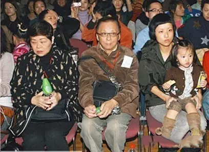 杩峰够楗眬浜嬩欢,杩峰够楗眬