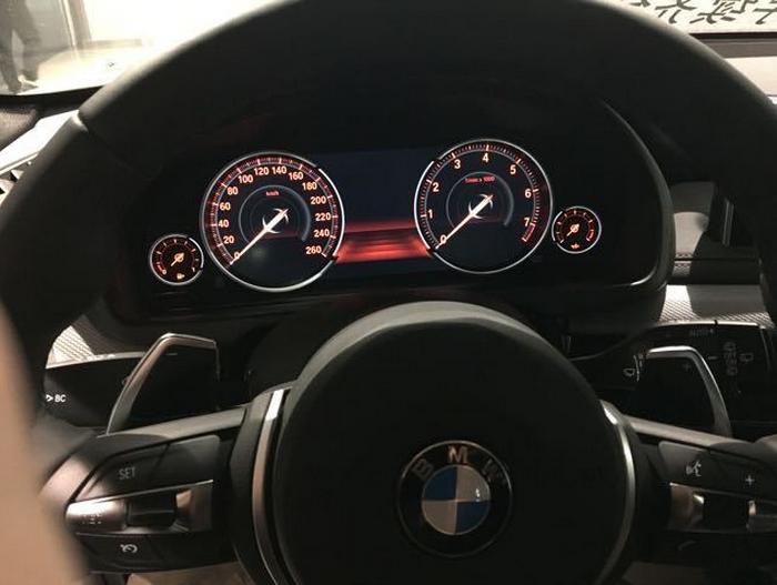 宝马新x5发动机,bmwx5m50i