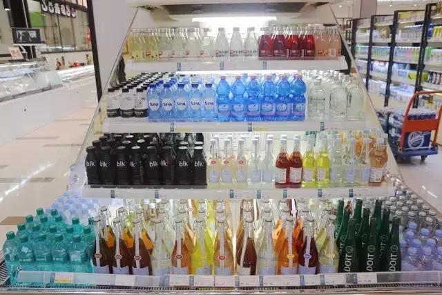 3折起！3800㎡的自拍圣地，杭州最洋气的进口超市长这样？