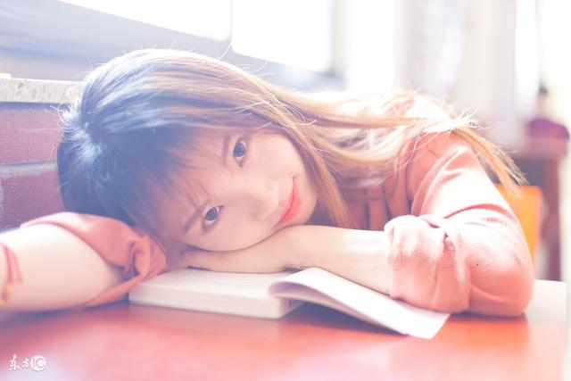 富少嘲讽小伙小说,富豪开保时捷嘲笑书呆子