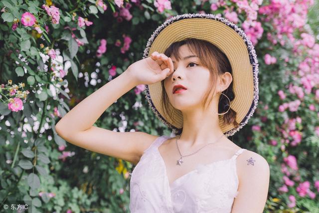 小说：有什么神奇功能的小药丸子推荐一下吗？