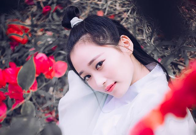 小说：我云英未嫁，却成了三个孩子的后娘