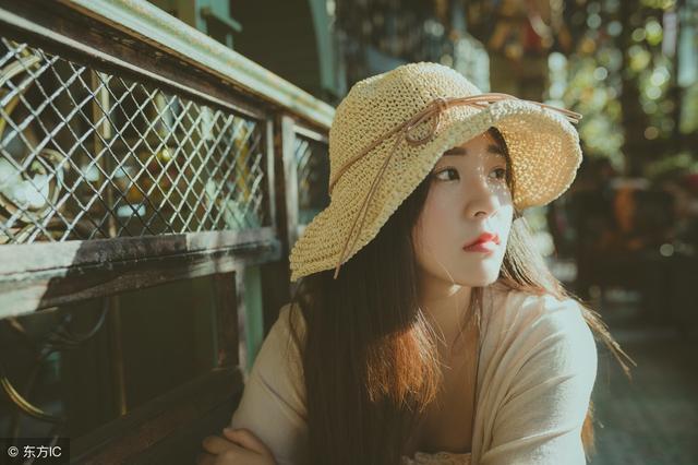 小说：一夜回到十六岁，我带着母亲去捉奸！