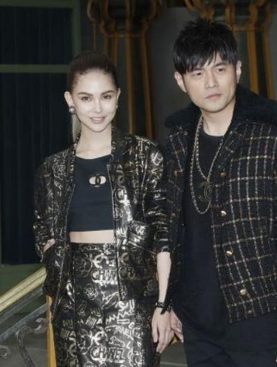 昆凌高中和周杰伦绯闻,昆凌嫁给周杰伦后咖位