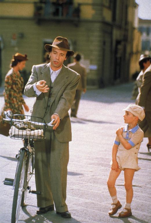 事实证明，《美丽人生》完美展现了罗伯托·贝尼尼电影中的爱与美