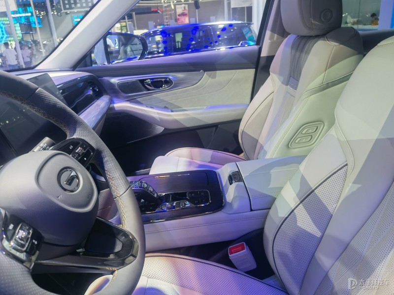 桃花眼系列,桃花眼