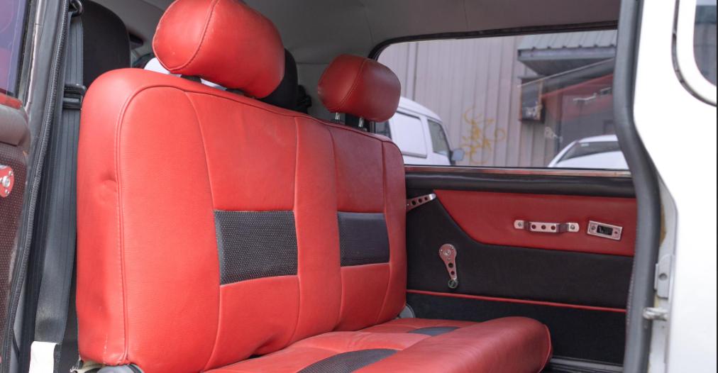 澳洲市场那些最古怪新奇的豪华加长车，前英女王座驾也在其中？