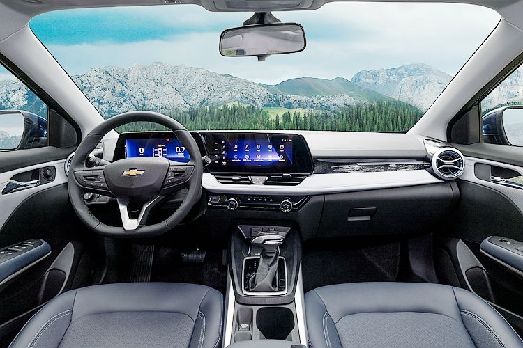 雪佛兰科鲁泽23款6万多能落地,21款雪佛兰科鲁泽试驾1.5自吸