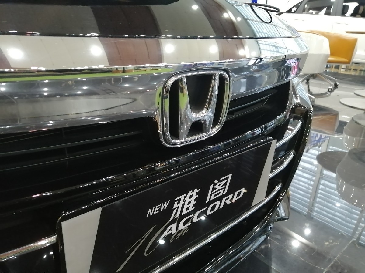 雅阁首保项目解析，过了保修期去哪里保养更合适呢？