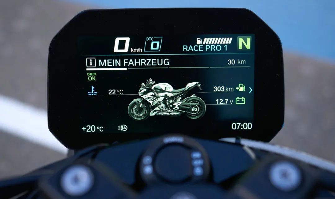 最新款宝马m1000r价格,宝马m1000r雷霆版