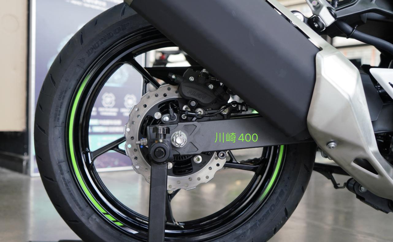 为什么说买本田cbr400r是情怀,更新后的本田cbr400r值得吗