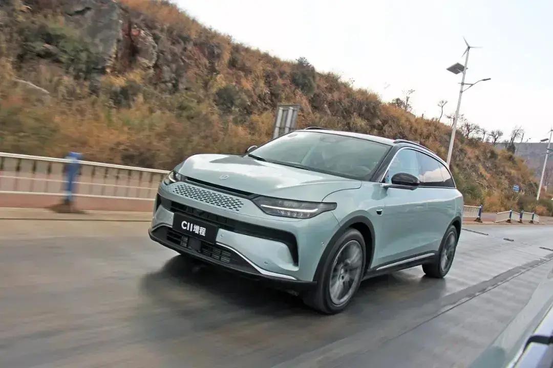 零跑c11增程与纯电驾驶感受,零跑c11增程体验感受视频