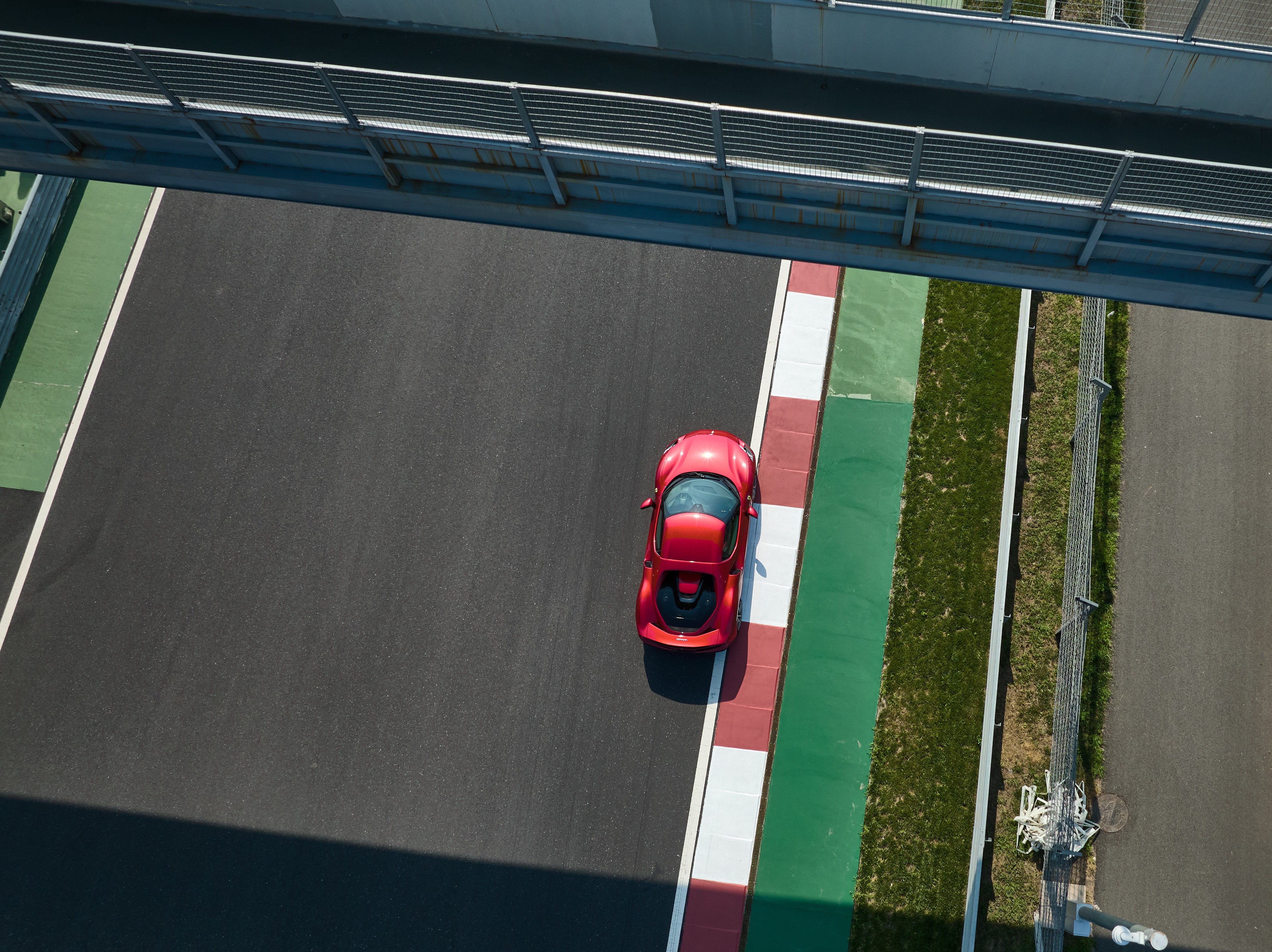 跃马前行全新法拉利296gtb,法拉利296gtbvs992turbos