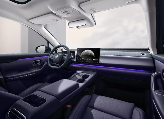 带充电宝的电动汽车什么样,带电池充电宝能充电吗