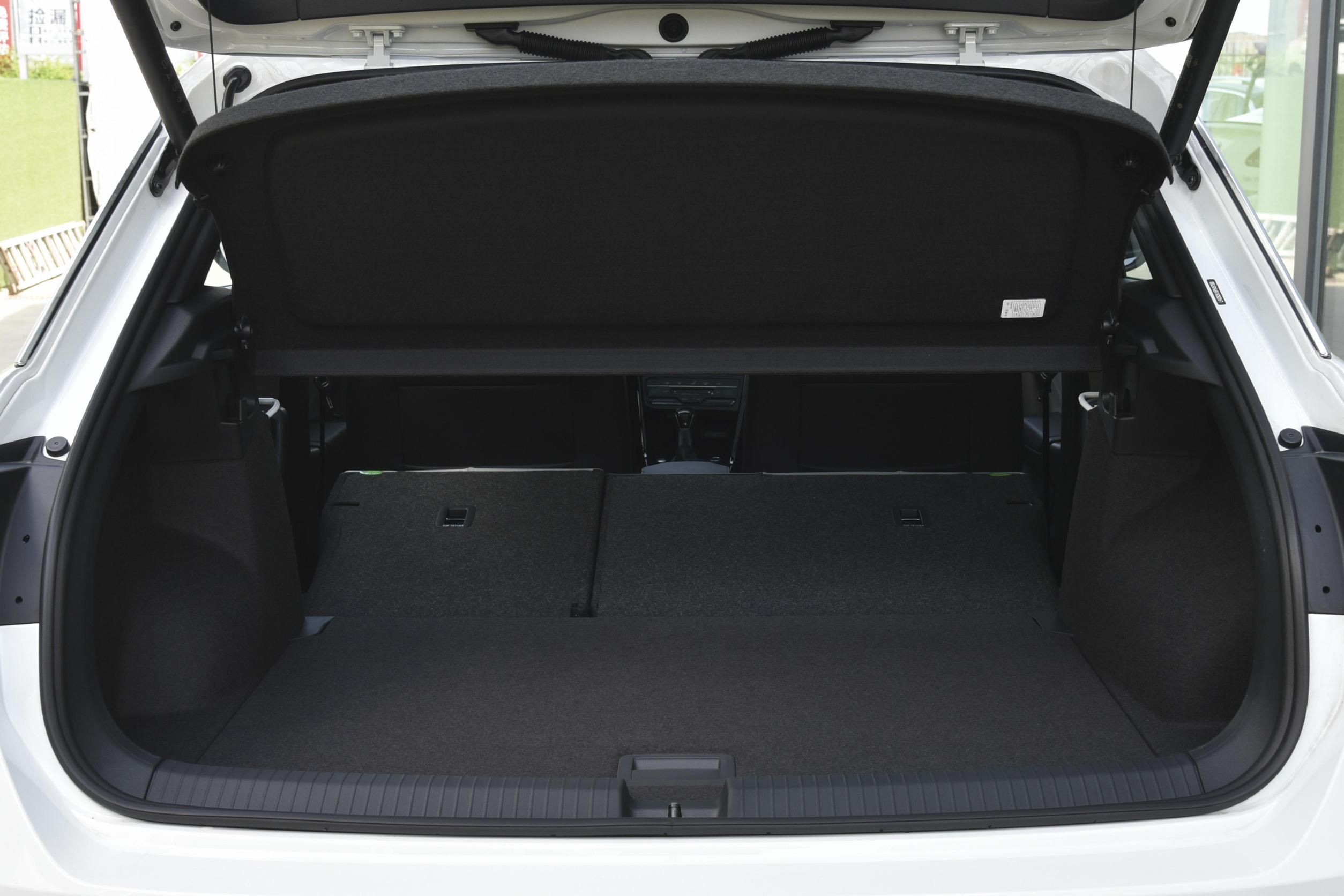 12万落地最强suv推荐大众探歌,自动挡小suv最便宜的车