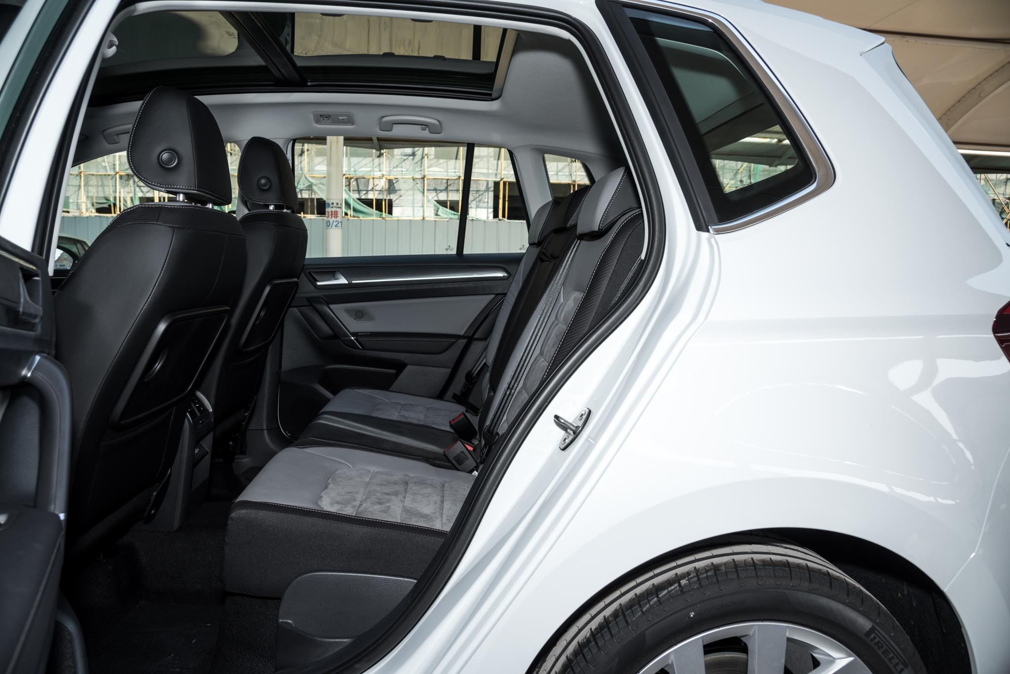 高尔夫嘉旅高尔夫哪个省油,大众高尔夫测评空间