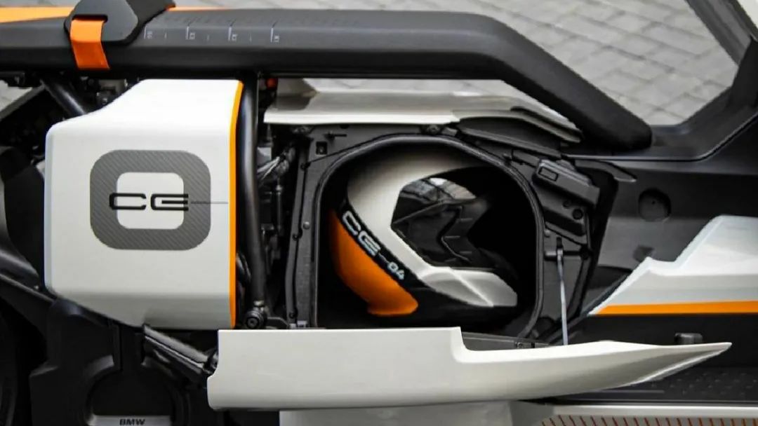 宝马最新款r系列旅行摩托车,宝马2019复古摩托