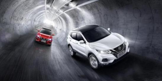 东风日产逍客经典智享版红色,逍客经典有没有改进