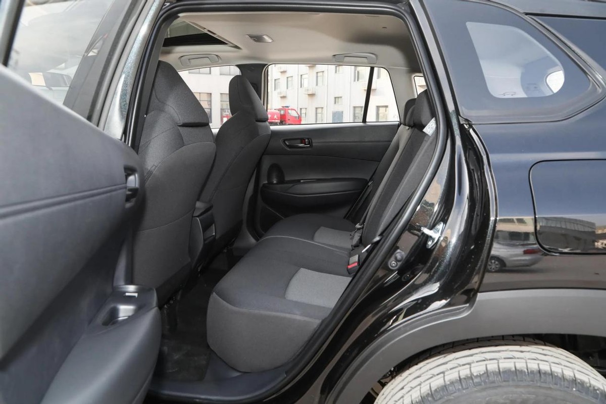 逍客和xrv哪个更值得入手,逍客丰田锋兰达和锐放对比选哪个