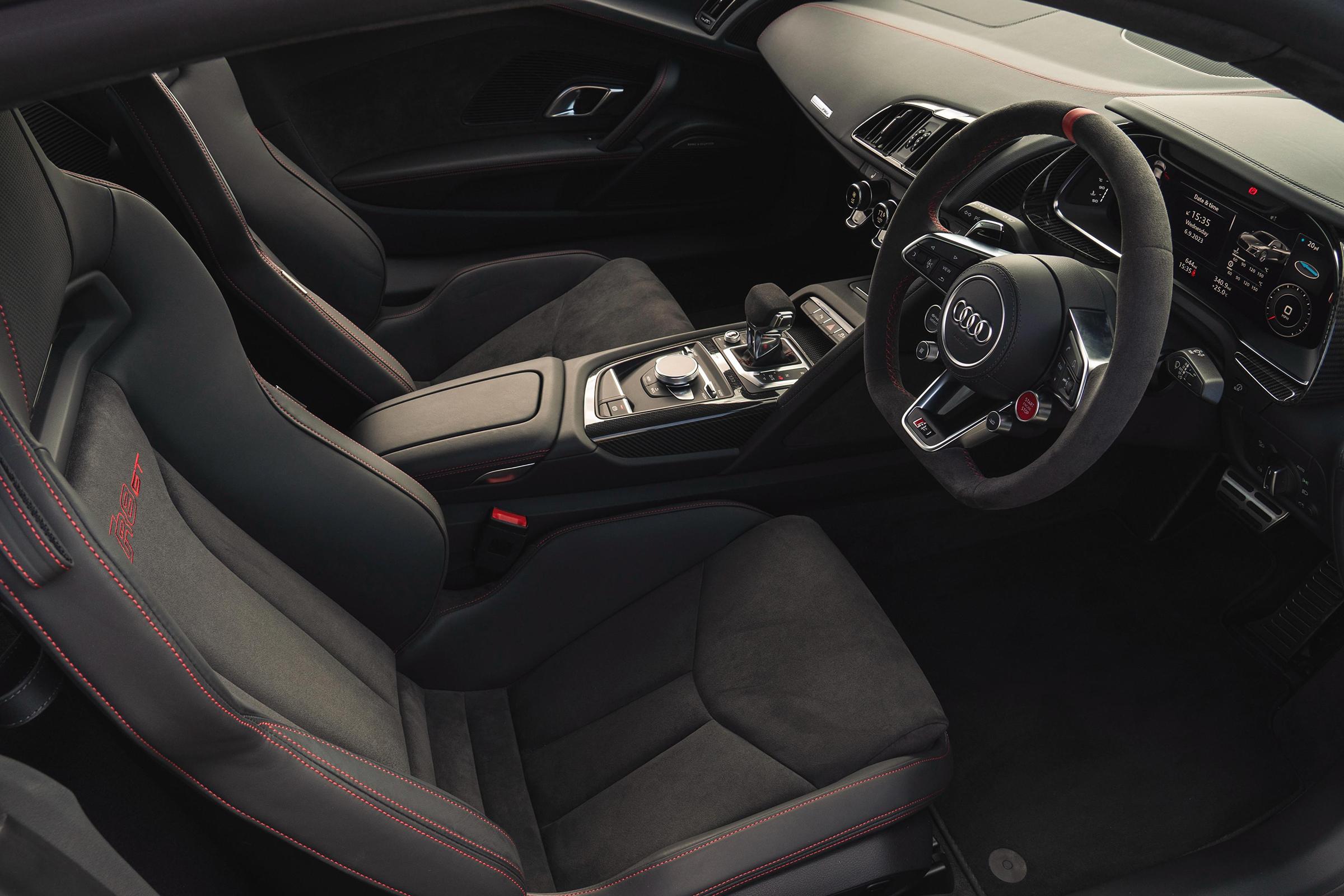 2024款奥迪r8落地价多少钱,平行进口奥迪r8落地价