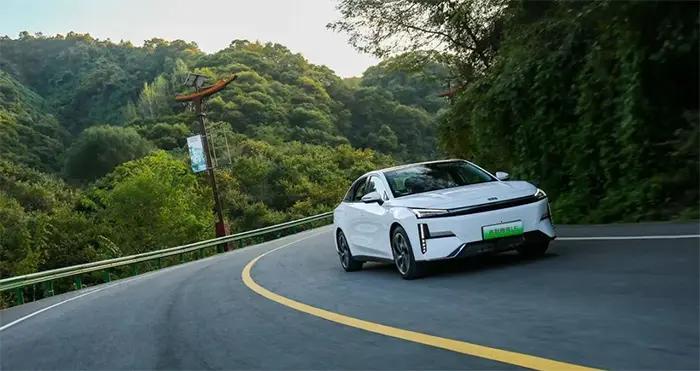 降价的银河l6值得买吗,银河l6最低价7万