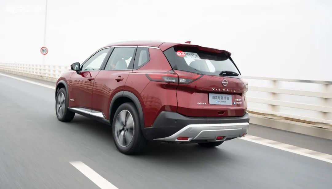 奇骏混动e-power真实马力和扭力,2021奇骏2.5四驱试驾