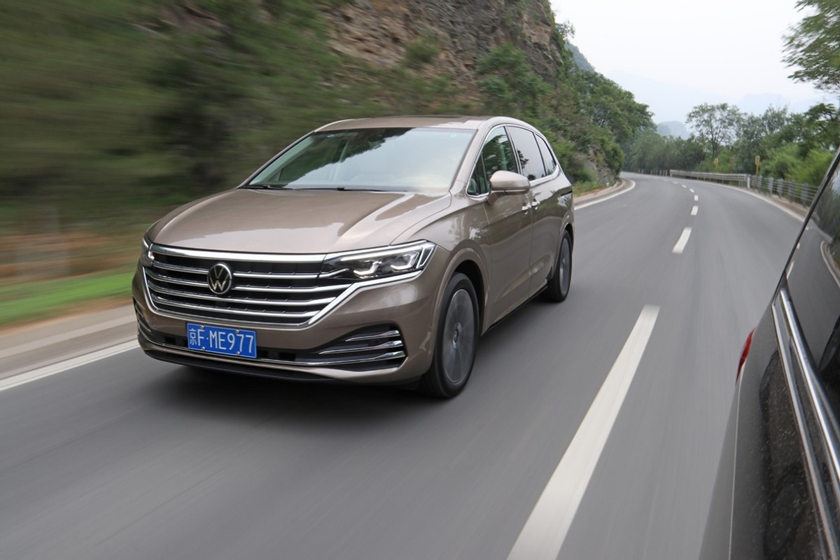 探店2022款上汽大众新威然,上汽大众新威然2022最高配置