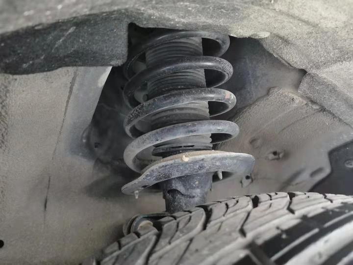 哈弗h6拆车件减震器,哈弗h6拆前减震器