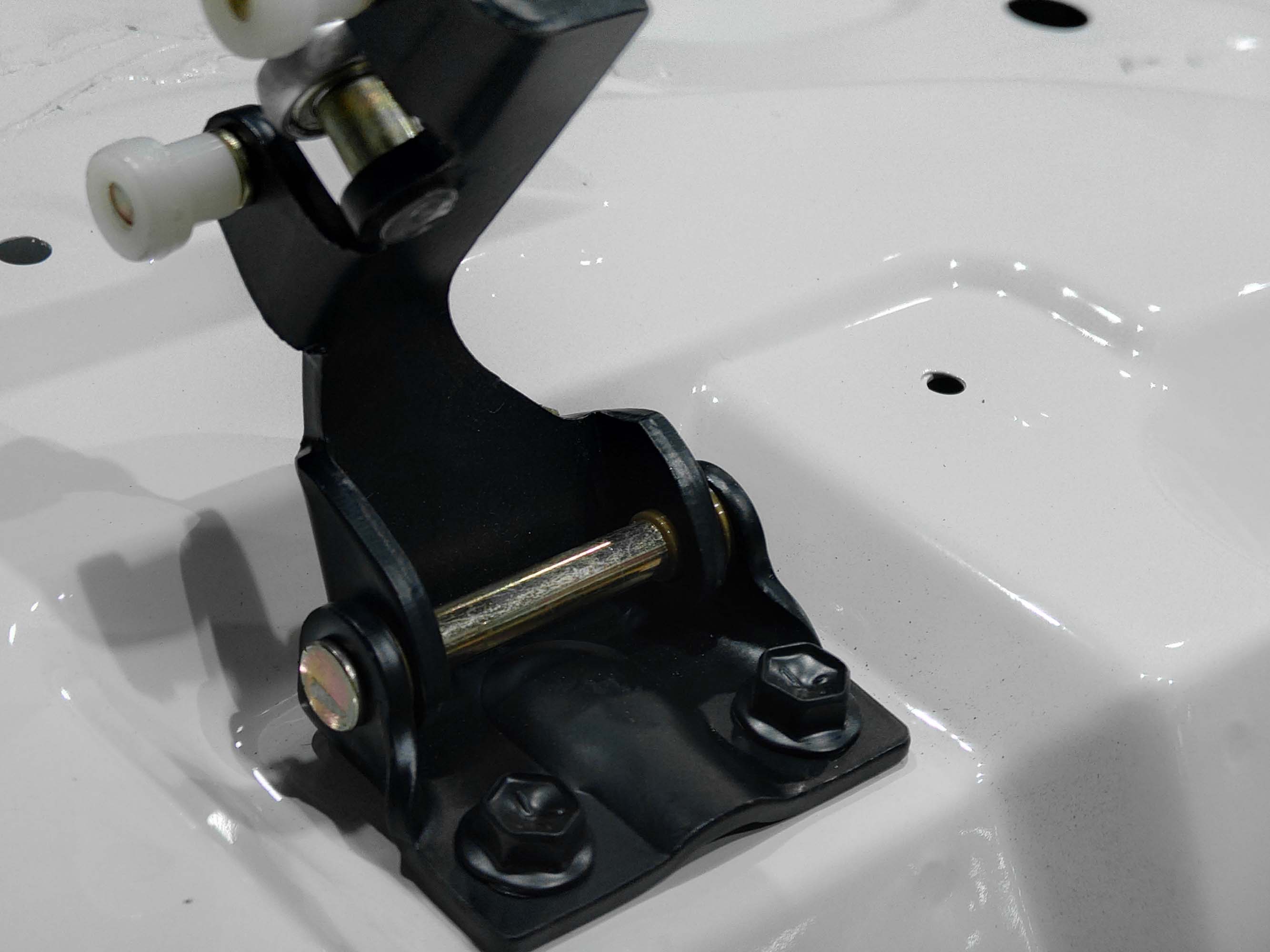 新款铃木浪迪亮相,浪迪锈蚀如何修复