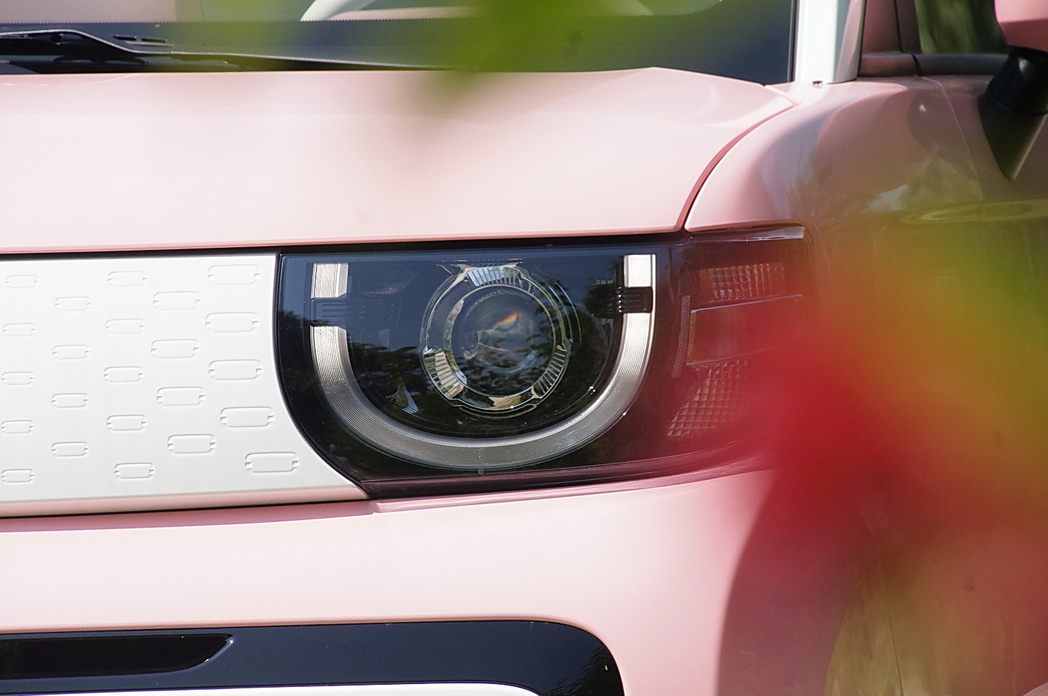 奇瑞qq冰淇淋新款试驾,奇瑞qq冰淇淋新款和老款对比测评