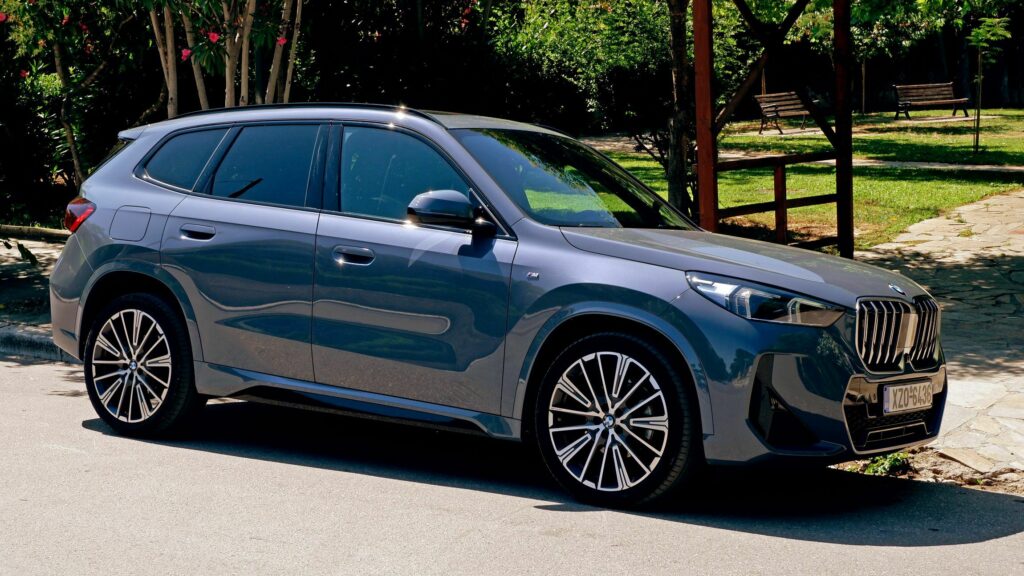 宝马x12018款sdrive20li领先型,宝马x11.5t和2.0t哪款更实用