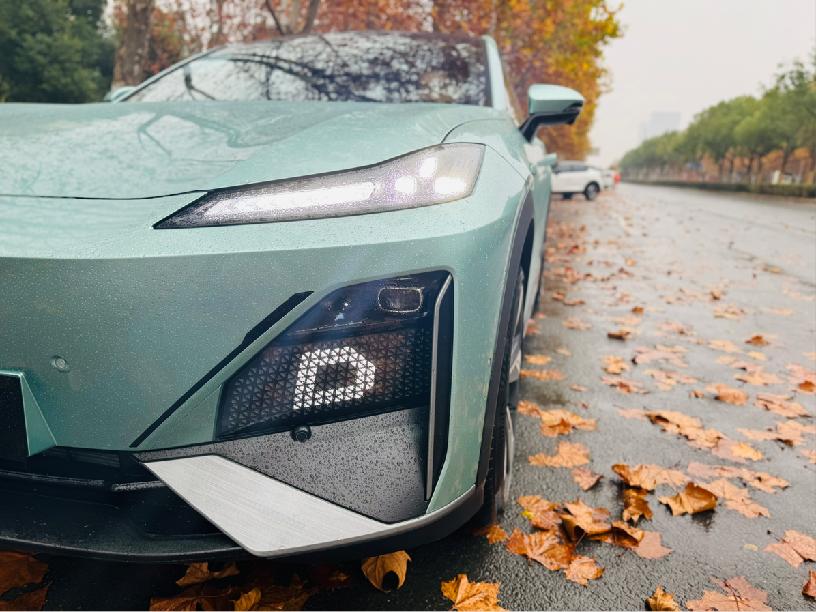 深蓝s7i智驾版增程油耗,深蓝s7i高阶智驾用哪家的