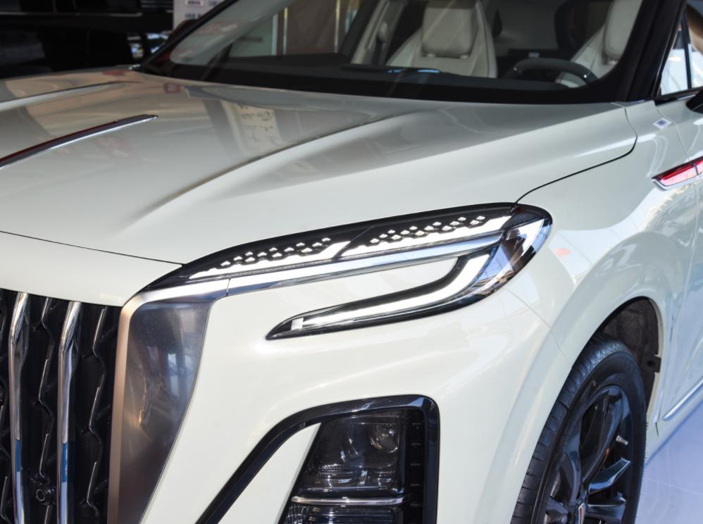 全新红旗hs3实车,新款红旗HS3上市