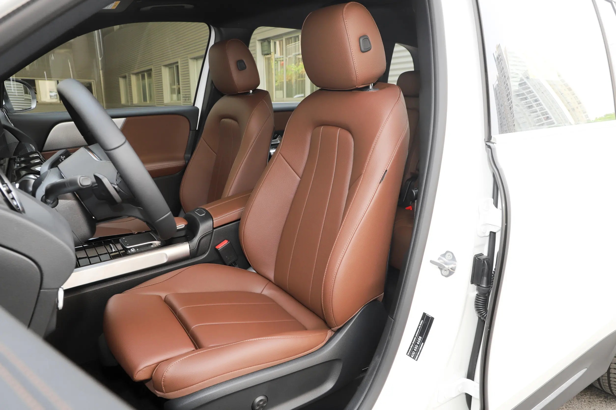 奔驰glb200动力深度评测最新,奔驰glb200车型介绍