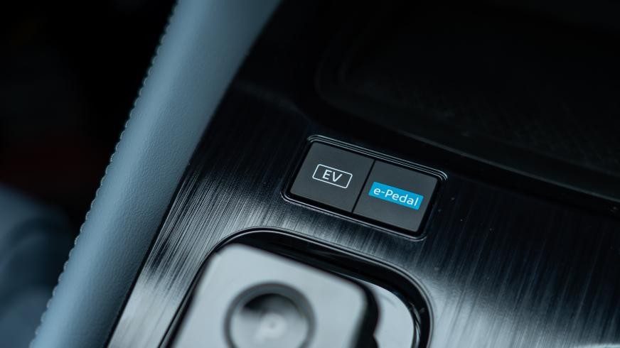 双混电驱动奇骏,全进口混动奇骏