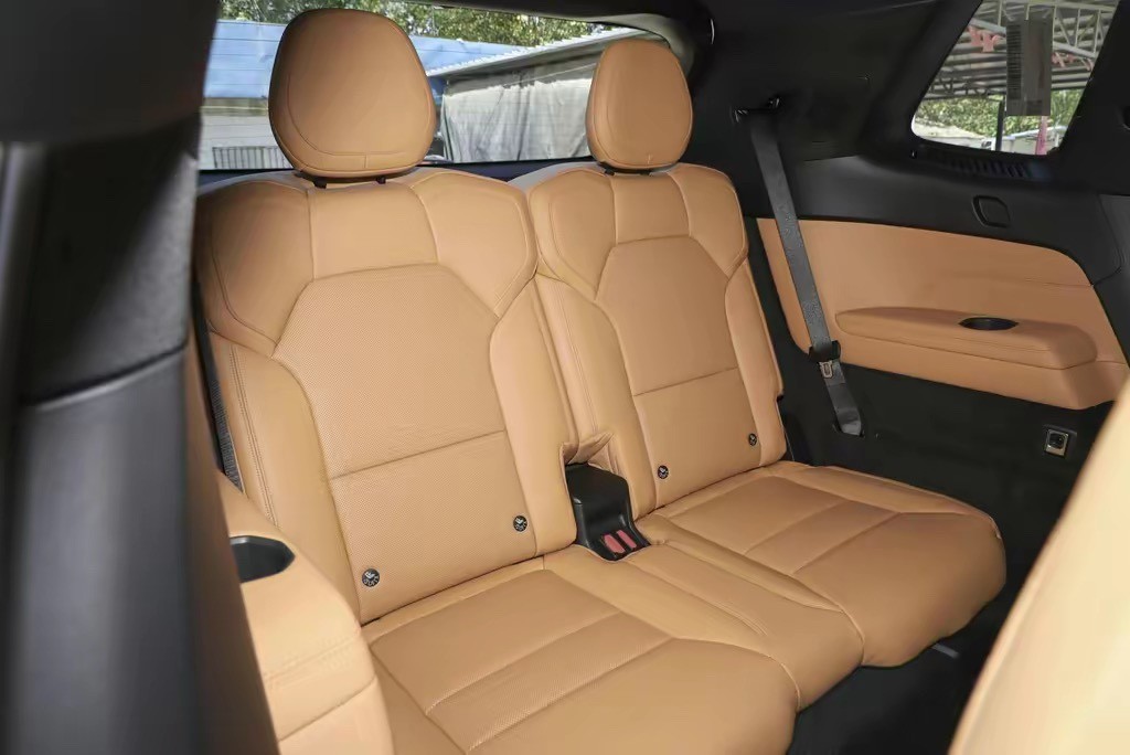 新领克09em-p油耗实测,领克09em-p纯电续航测试