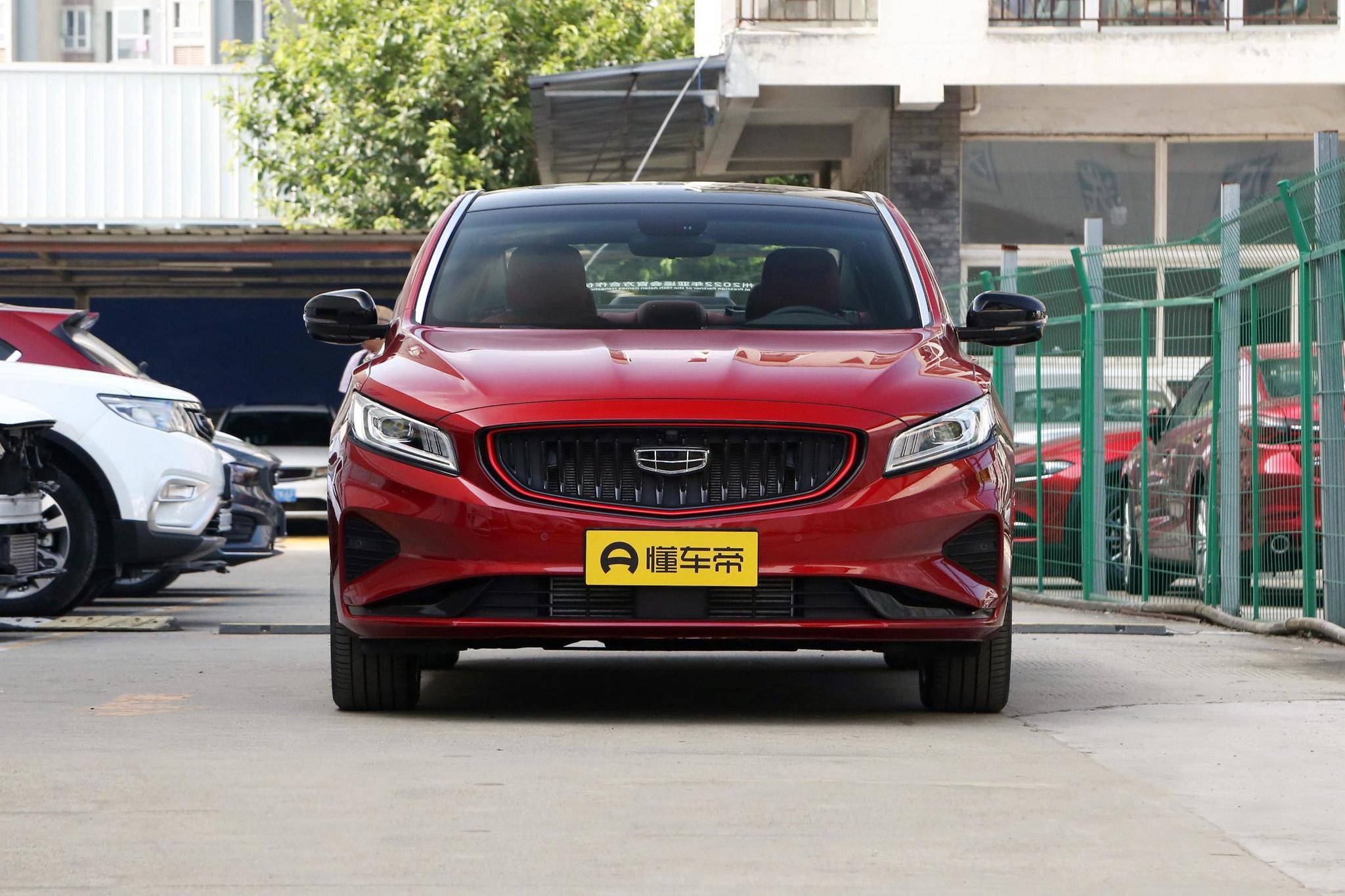 车长5米左右的国产轿车,车长超过5米的车国产小轿车