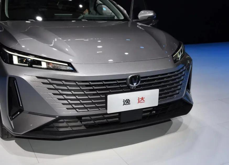 长安逸达泰安优惠,长安逸达4s店低首付购车