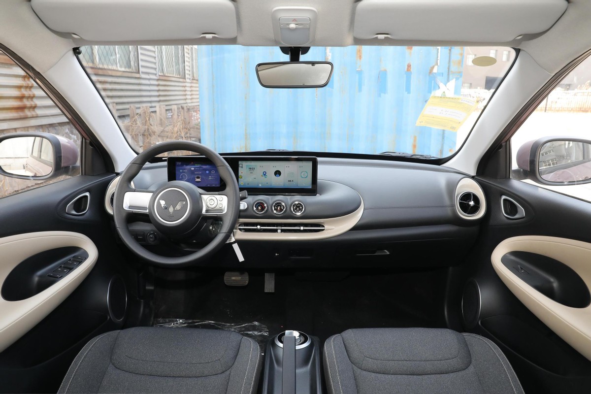 测评|五菱缤果,纯电续航203km,售价5.98万